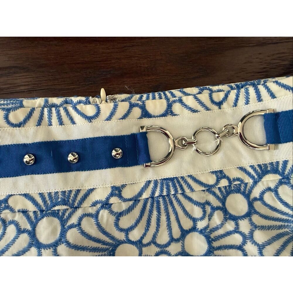 NWT Antonio Melani Blue White Flower Horsebit Mini Skirt 12 - Picture 4 of 8